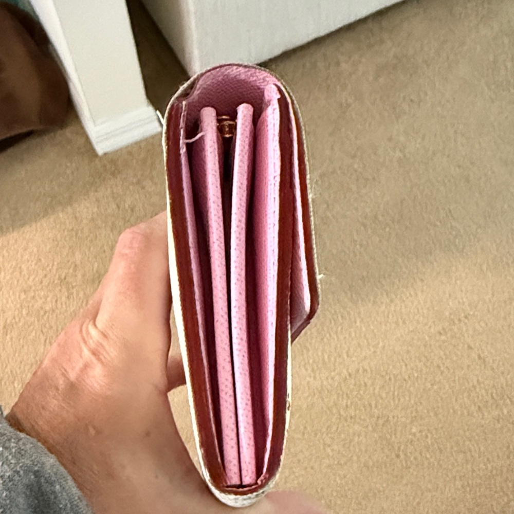 Louis Vuitton White Multicolor Monogram Sarah Long Wallet with Gold Snap - Picture 4 of 10